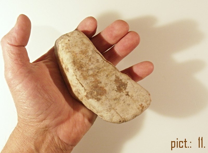 The stone biface and other stone implements for working.